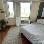 Sea Resident A Private Room With Sea View At Shared Apartment For Men Only No Ladies Allowed غرفة خاصة في شقة أمام البحر للرجال فقط ممنوع السيدات 仅限男士 女士不允许